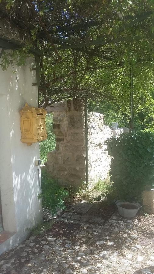 Appartement Dans Hameau Provencal Альош Екстериор снимка