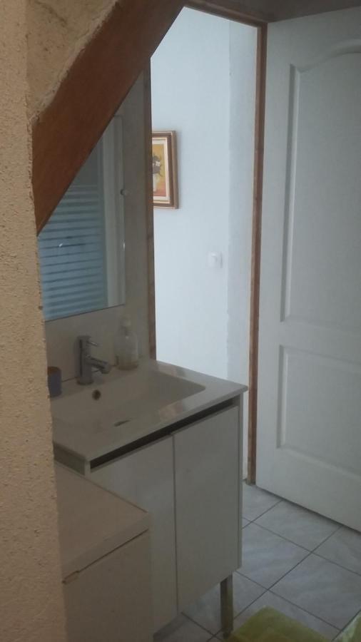 Appartement Dans Hameau Provencal Альош Екстериор снимка