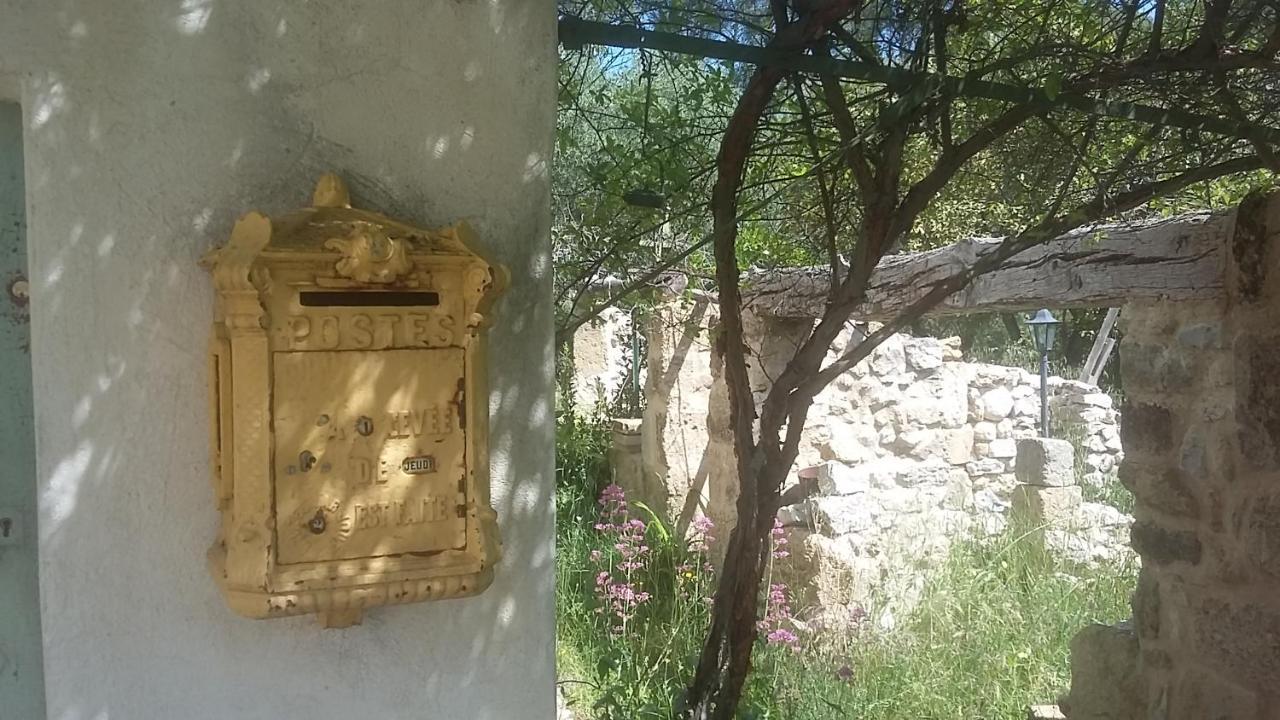 Appartement Dans Hameau Provencal Альош Екстериор снимка