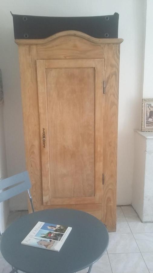 Appartement Dans Hameau Provencal Альош Екстериор снимка