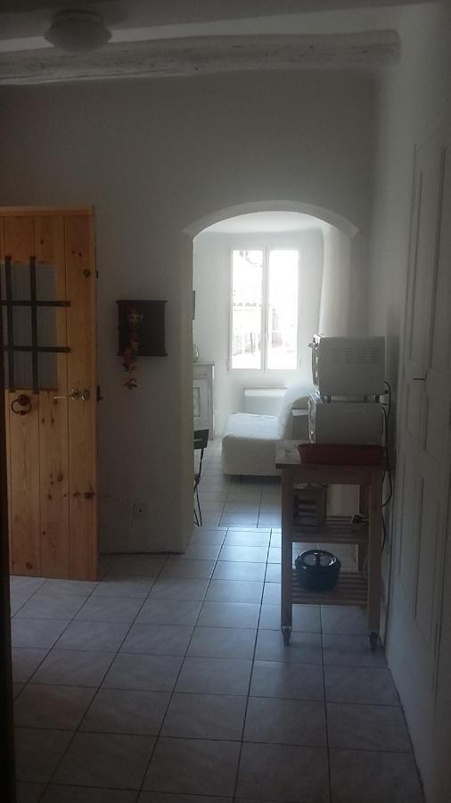 Appartement Dans Hameau Provencal Альош Екстериор снимка